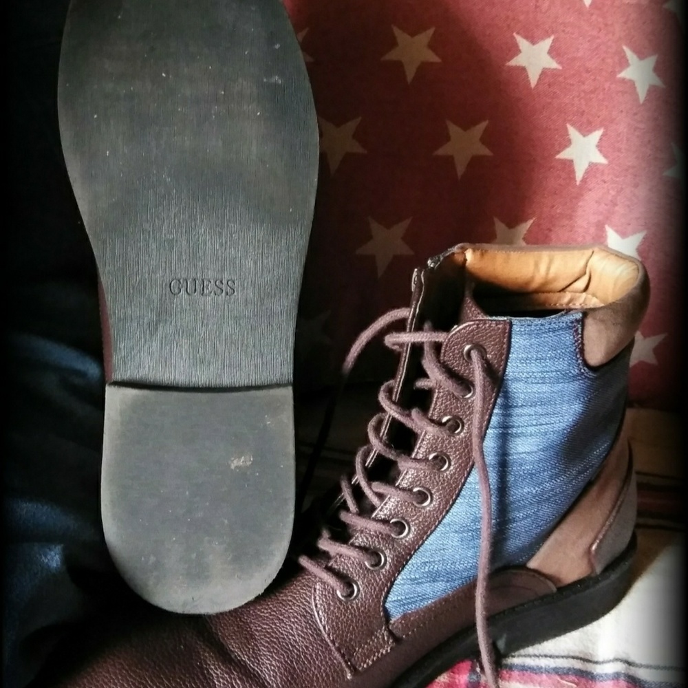 Guess Boot Shoes - Picture 5 of 5